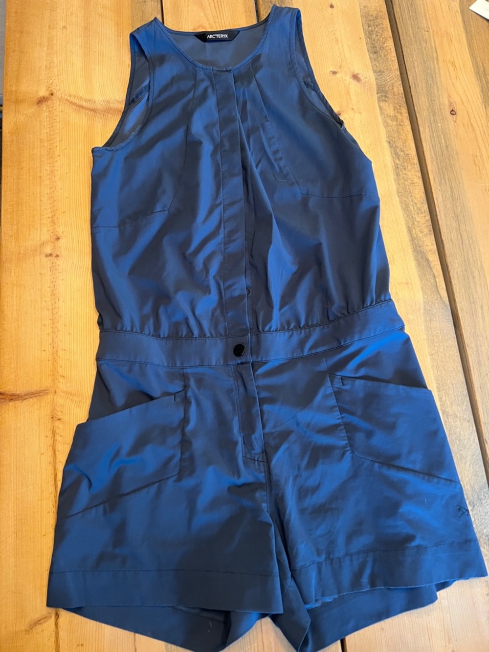 Arcteryx Kyla Romper blue size 6